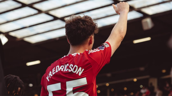 Tyler Fredicson, Bek Muda MU yang Bersinar saat Setan Merah Dikalahkan Wolves
